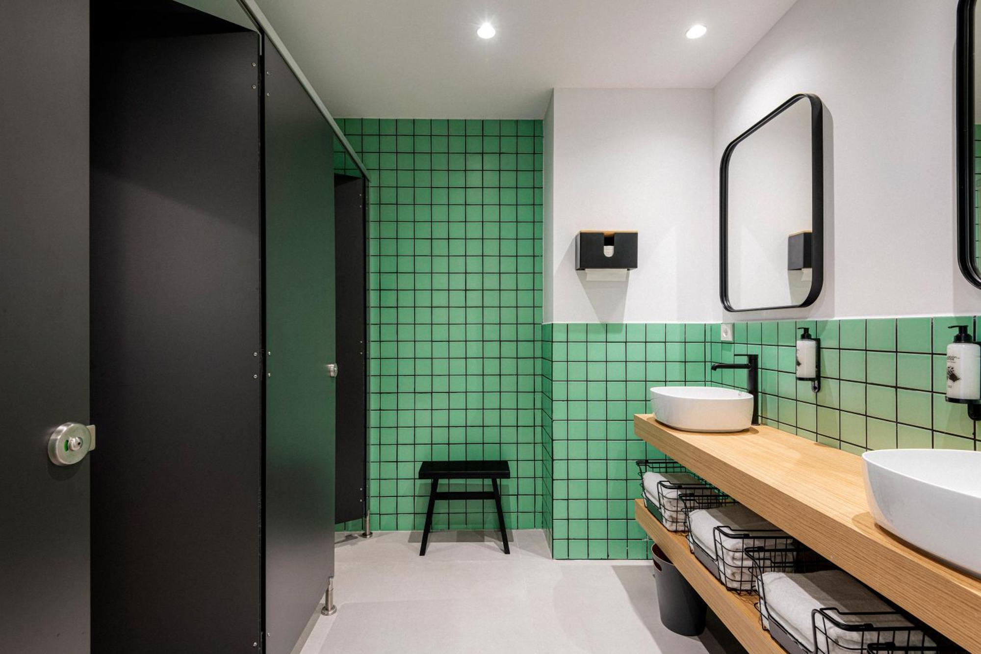 Colo Colo Hostel บาเลนเซีย ภายนอก รูปภาพ